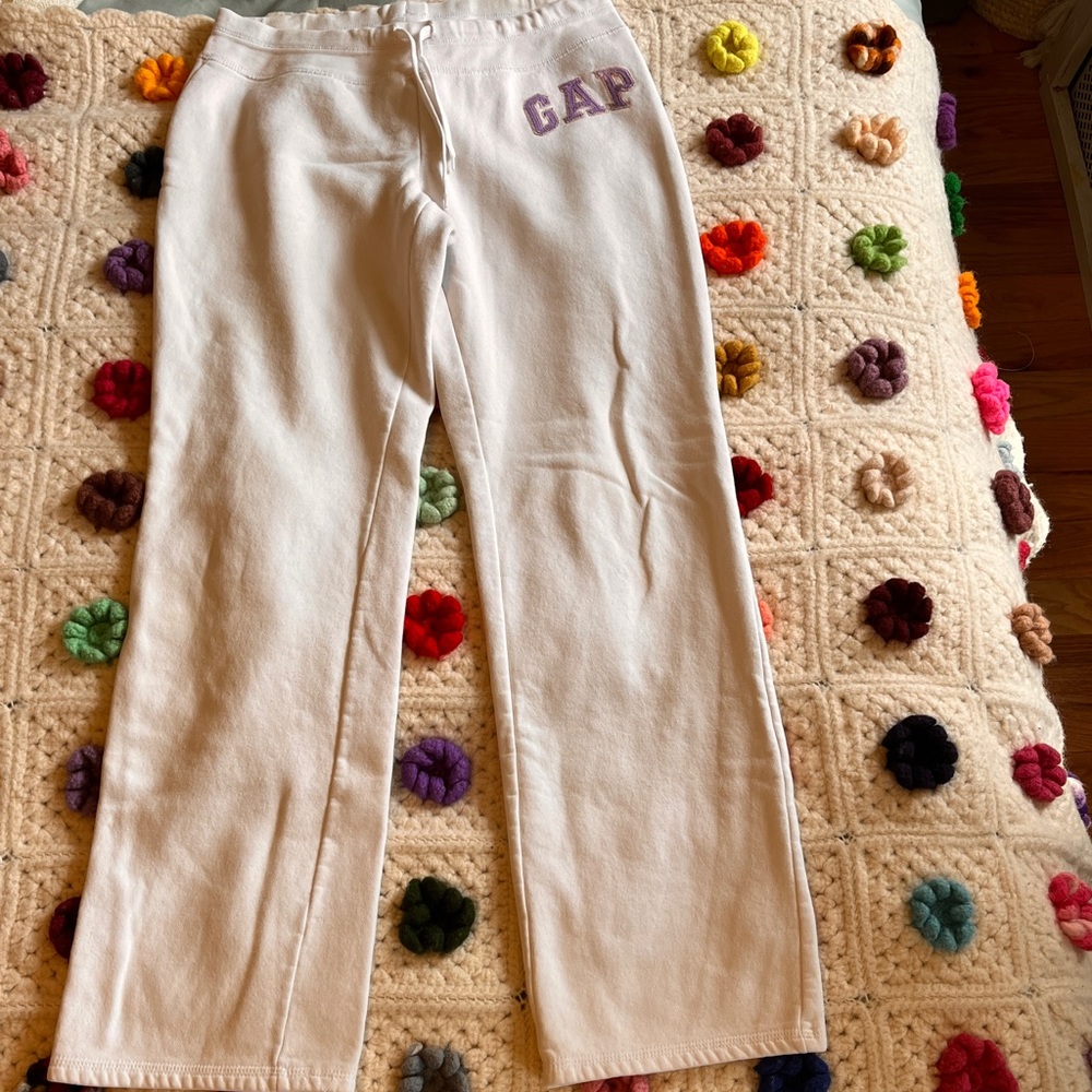 Gap sweatpants
